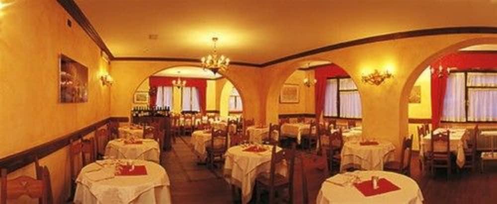 Hotel קורמאיור מראה חיצוני תמונה